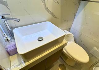 Depa 2 dormitorios en primer piso con cochera en San Andrés - 1