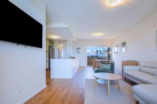 Bulimba Solace - Poolside Living by Brisbane River - 5