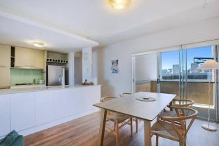 Bulimba Solace - Poolside Living by Brisbane River - 2