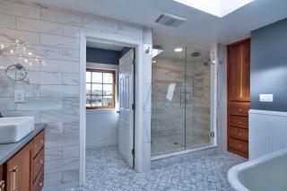 Vintage Terrace Spacious Historic Getaway Hot Tub - 7