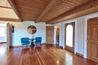 Vintage Terrace Spacious Historic Getaway Hot Tub - 4