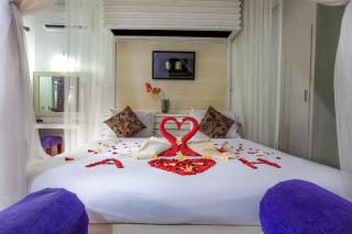 1 Bed Room Villa in Kuta Central - 3