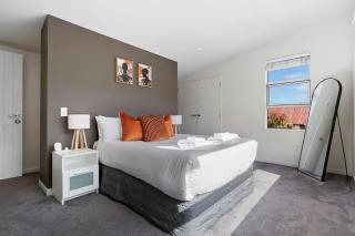 Whakata on McBride - 2