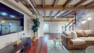 Tri-level, Skylighted, Faneuil HallQuincy Market - 3