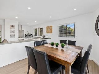 Holly Court Haven - 3