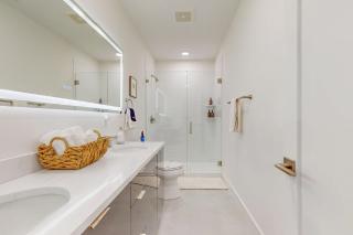 Luxury 2-bed at The Vera Rooftop Deck, Near MBTA - 4