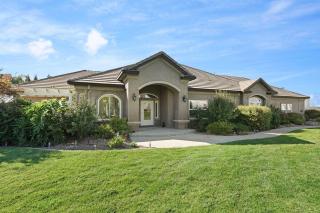 Oasis on the vine - Custom Luxury Resort Amenities - 7