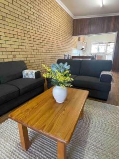 Central on Smith - 6