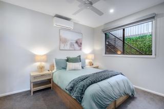 Modern Coastal Retreat on Orton St - 5