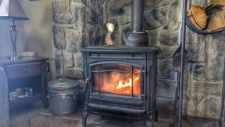 Chalet All Day AvantStay Lakeside Firepit Shared Pool - 1