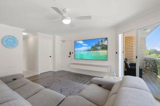 Trade Winds Unit 5, 52 Edmund St, Kings Beach - Caloundra - 0