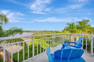 6B Waterfront Game Room Pool Hot Tub Dock - 5