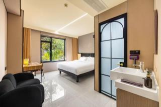 Ruidenghao Hotel 24 hour free airport shuttle service from Shanghai Airport - 2