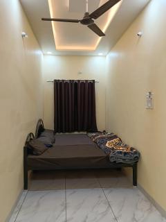 KeshavShree home stay - 2