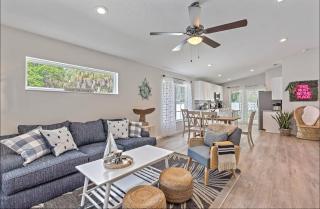 Chic downtown gem - the coconut hut - 8