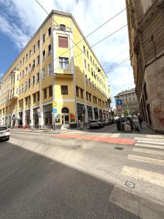 Detty Apartment FREE AC, FREE COFFEE, NEXT THE ASTORIA, on the famous Dohány street - 9