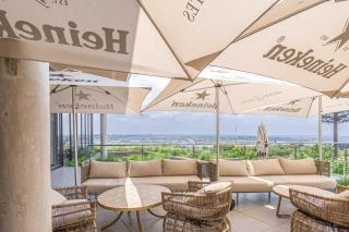 Ellipse Manscave Modern Luxury Apartment - 9