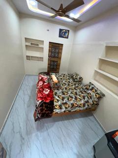 Chiru Homestay Hampi - 2