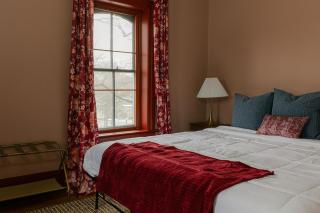 The Loudonville - A Historic Modern Retreat - 7