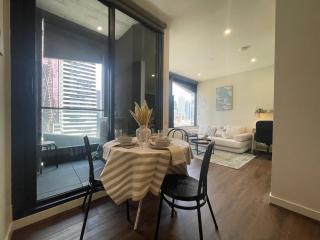 Complete Host Fulton Ln Apartments - Melbourne - 2