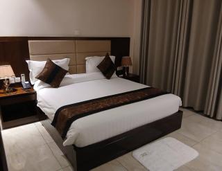 COOL LUXURY Smart Apartments - 6