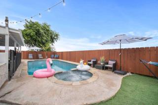 Family Retreat w/ Theater, Pool & Outdoor Dining - 6