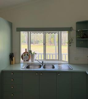 Pets Welcome - 3 Bedroom Country Cottage - Anstead - 8