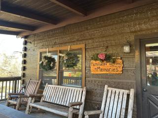 ER81 - Family Making Memories cabin - 4