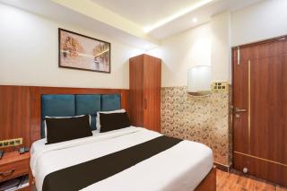 Super Townhouse Kali Ghat Prayagraj Formerly Ramesh Palace - 9