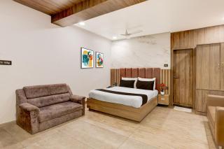 Super Townhouse V Hotel - 9