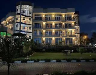 COOL LUXURY Smart Apartments - 9