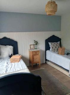 Summehouse With Room For 10, Great Location - 9