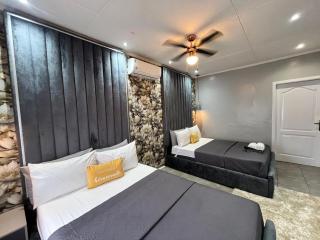 Nubian Villa- Paradise Found! Private Pool & Hot Tub - 6