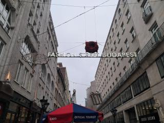 Fashion Street Budapest - 8