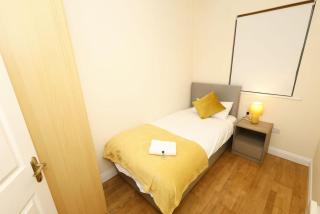 Eyre Square Apartment - Galway - 4
