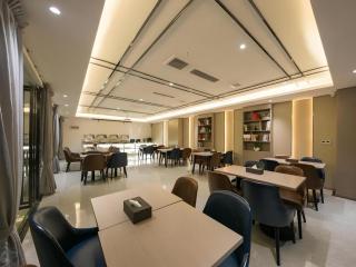 GreenTree Alliance Hotel Chongqing Nanping Wanda Plaza - 5