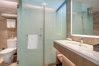 Holiday Inn Nantong Oasis International by IHG - 6