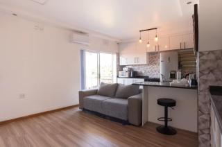 Ocean Whisper Cottage - 4