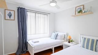 Riverside Retreat - 5