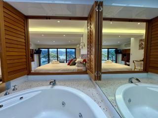 BlueWater Penthouse GuestSuite 2 - 3