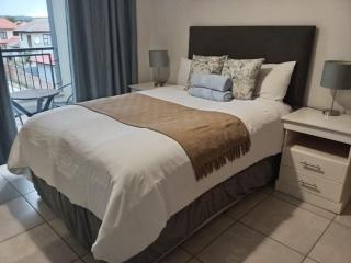 Blyde Cozy-TEE'S Apartment - 5