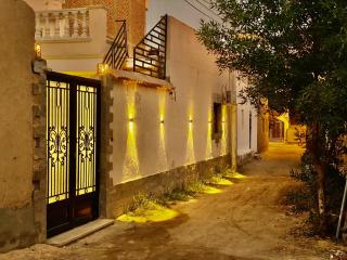 Celia Guest House - 4