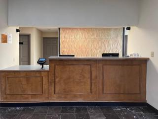 Econo Lodge Inn & Suites Sweetwater I-20 - 7