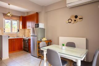 Il Gusto Rooms - Avia Seaview Retreat! - 2