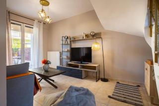 Il Gusto Rooms - Avia Seaview Retreat! - 4