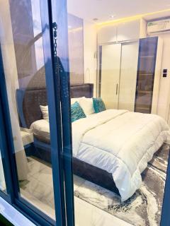 2BD Apartment Penthouse in Lekki Phase 1 - 4