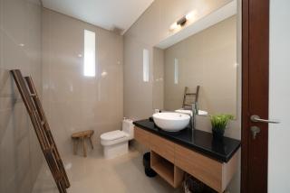 Selina - PROMO- Berawa - 3 BDR - Brand NEW Villa - HUGE Pool - 6