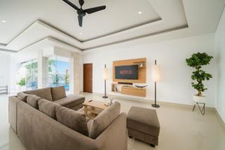 Selina - PROMO- Berawa - 3 BDR - Brand NEW Villa - HUGE Pool - 9