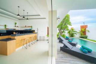 Selina - PROMO- Berawa - 3 BDR - Brand NEW Villa - HUGE Pool - 7