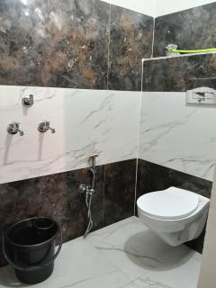 KeshavShree Guest House - Ujjain - 6